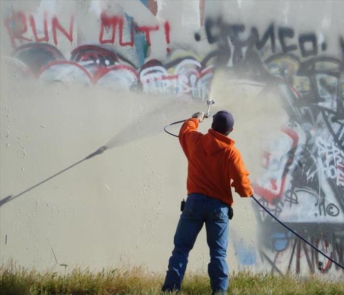 GAR – Green Acid Replacement: Safely Erase Graffiti Without Harsh Chemicals